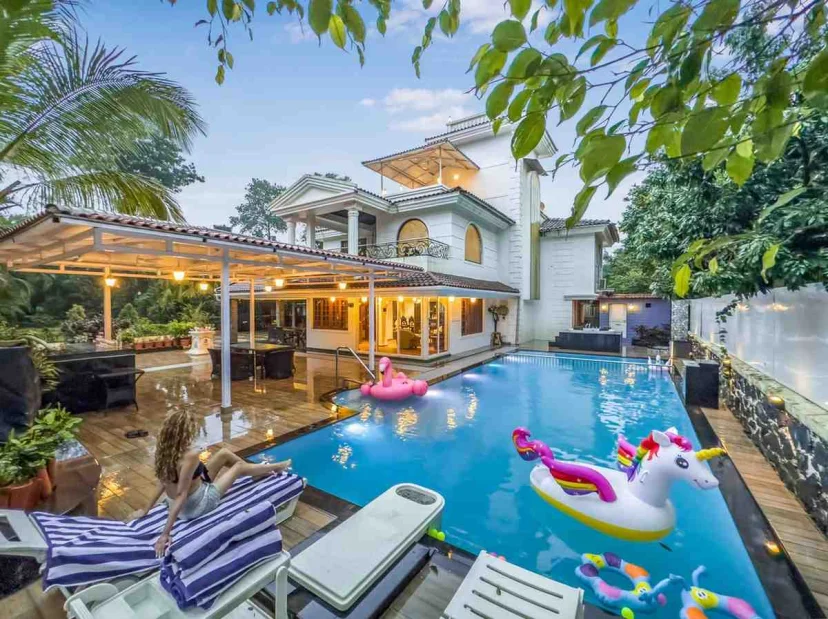 Beautiful Places to Visit and Stay in Maharashtra for A Soothing Vacation